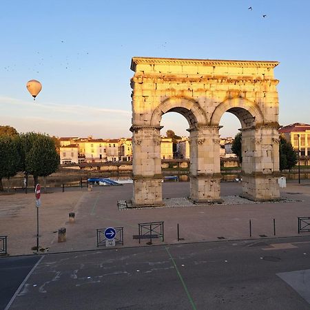 Loft Vue Imprenable Sur Le Vieux Saintes Apartment ภายนอก รูปภาพ